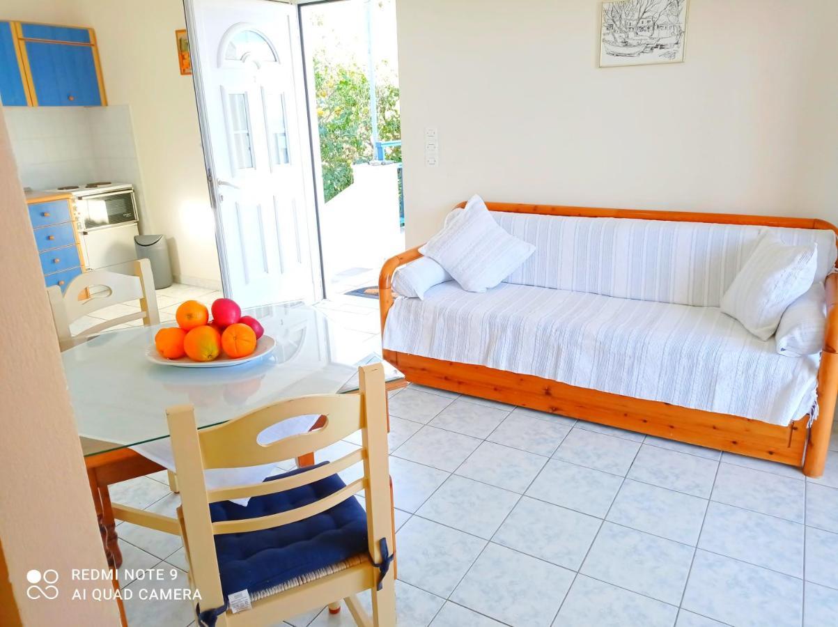 Evangelia House Sea View Apartments Agia Pelagia  エクステリア 写真