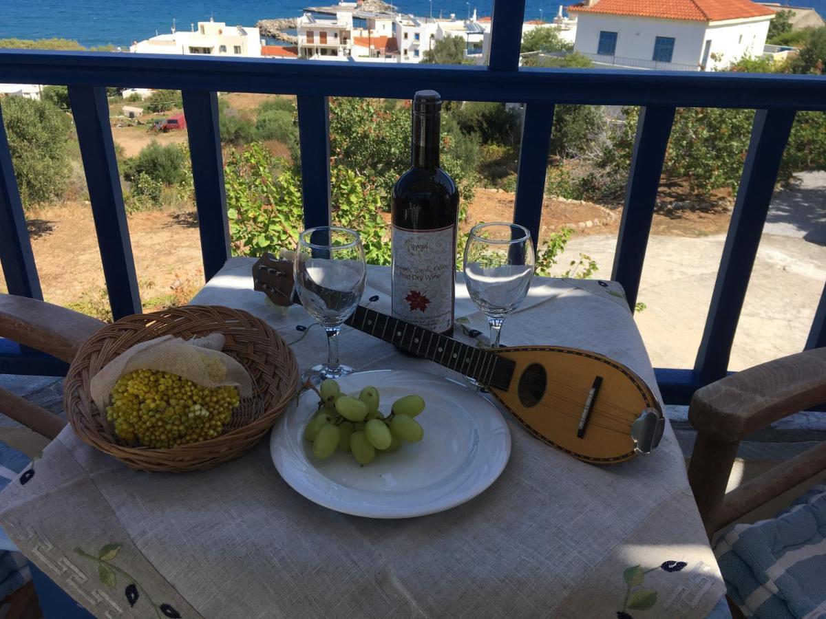Evangelia House Sea View Apartments Agia Pelagia  エクステリア 写真