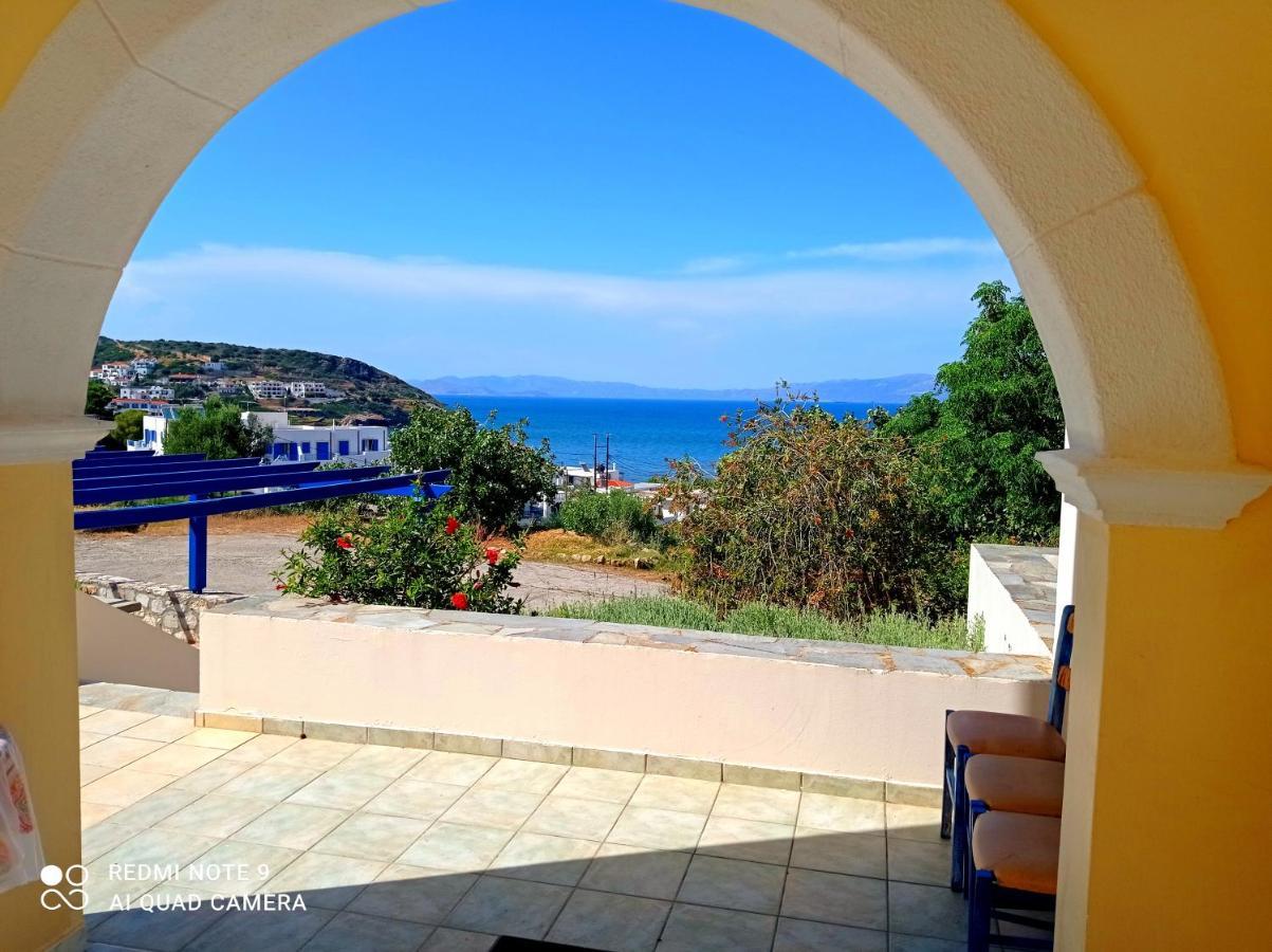Evangelia House Sea View Apartments Agia Pelagia  エクステリア 写真