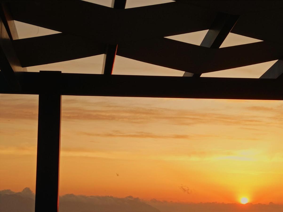 Evangelia House Sea View Apartments Agia Pelagia  エクステリア 写真